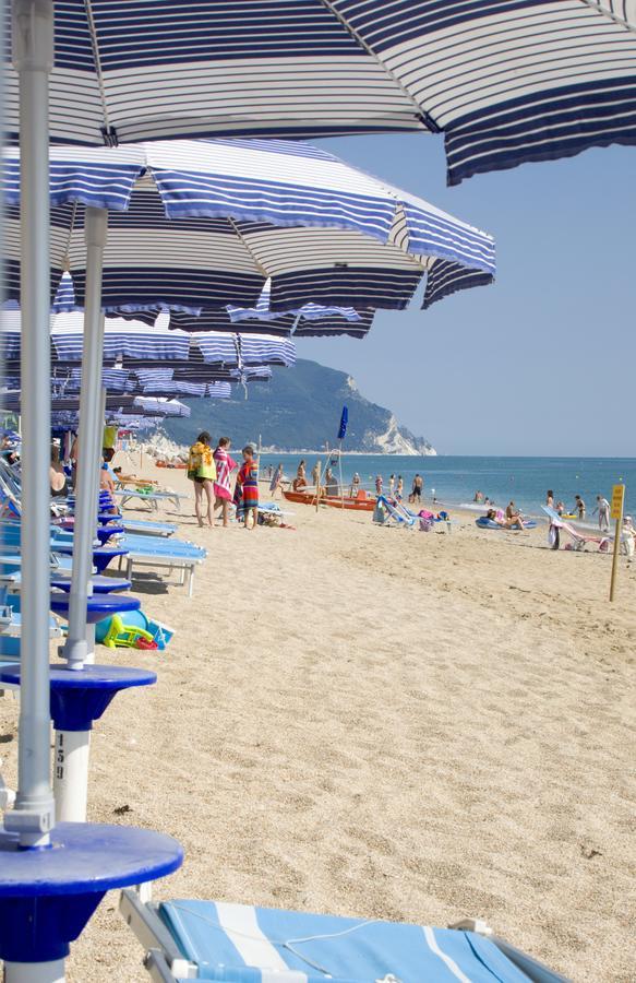 Villaggio Riva Musone Porto Recanati Esterno foto